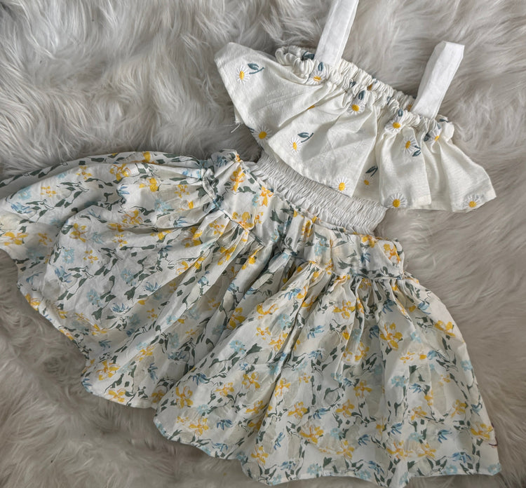 The Tulip Emb Skirt set