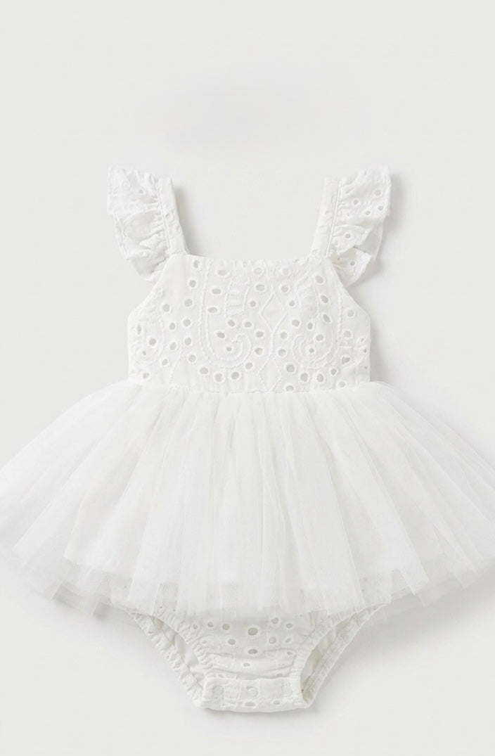 Wobbly White tutu set