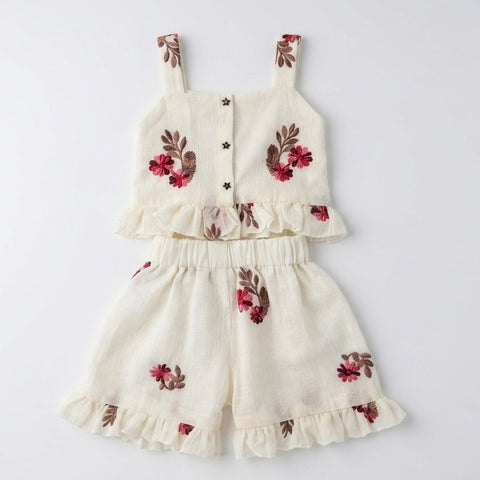 Embroidered Diasy Dance