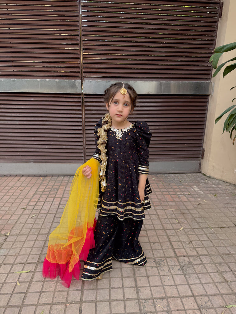 Black flora Gharara set