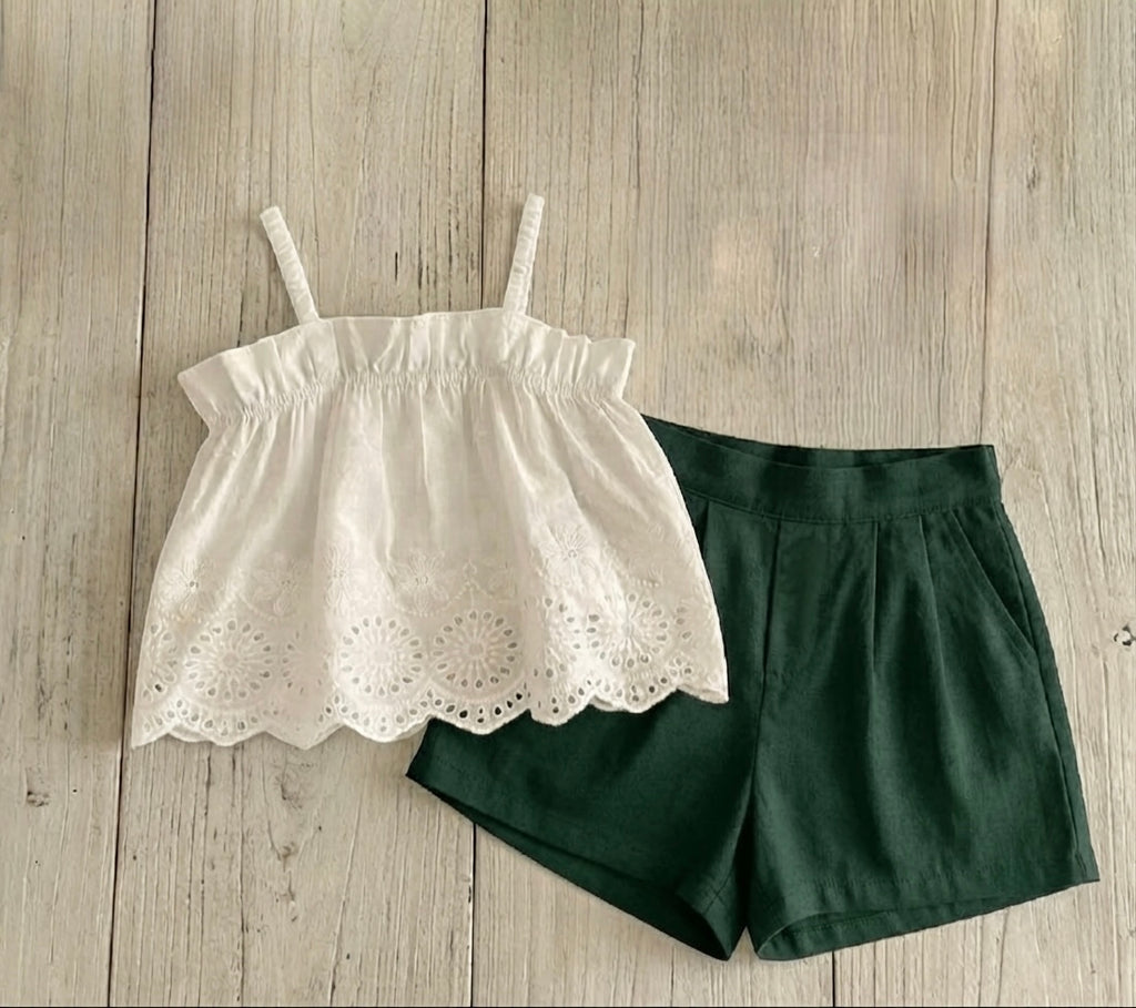 The Luna Green set