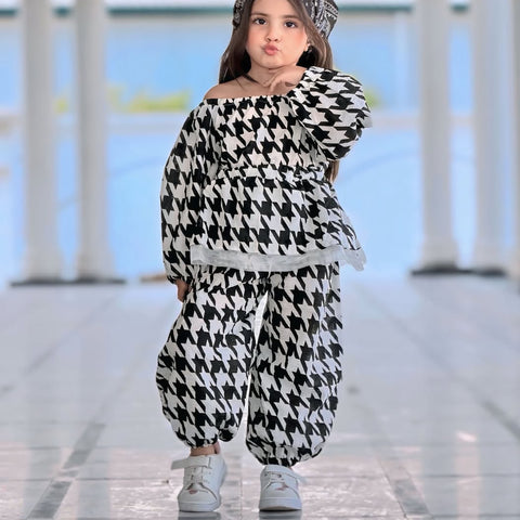 The Black Chic Trouser set